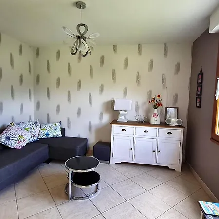 Holiday home A : 4 Pers., Grand Terrain Fleuri, Proche Bar-le-duc - Fr-1-585-51