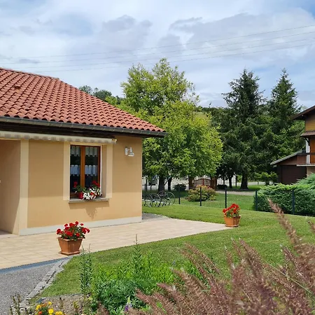 Holiday home A : 4 Pers., Grand Terrain Fleuri, Proche Bar-le-duc - Fr-1-585-51 Naives-Rosieres